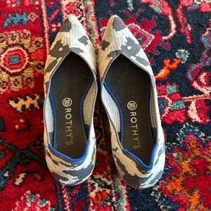 Rothy’s ash grey camo - the point. Great condition!